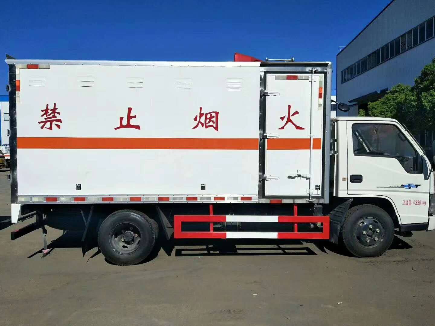 <a href=http://www.pyskyw.cn/news_article?news_id=83>天津危險品運輸</a>
